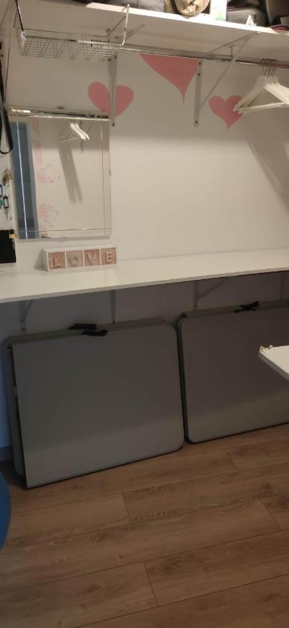 logement entier a 15 mn d'Avignon, 10mn d'Orange Roquemaure  Extérieur photo