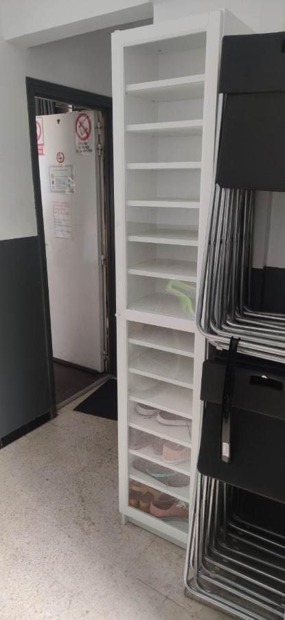 logement entier a 15 mn d'Avignon, 10mn d'Orange Roquemaure  Extérieur photo